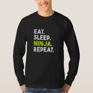 Camiseta Crianças Dormem Ninja Repete Ninja