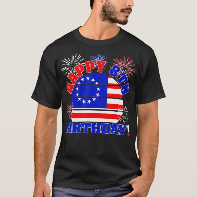 Camiseta Crianças Felizes 8º Aniversário No Dia 4 De Julho  (Frente)