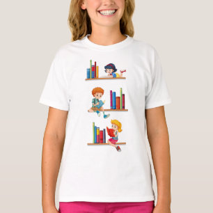Camiseta Crianças Lendo Livros na Prateleira