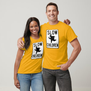 Camiseta Crianças lentas do cuidado