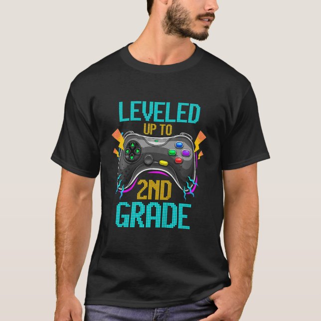 Camiseta Crianças Levadas Até segundo De Jogo De Volta À Es (Frente)