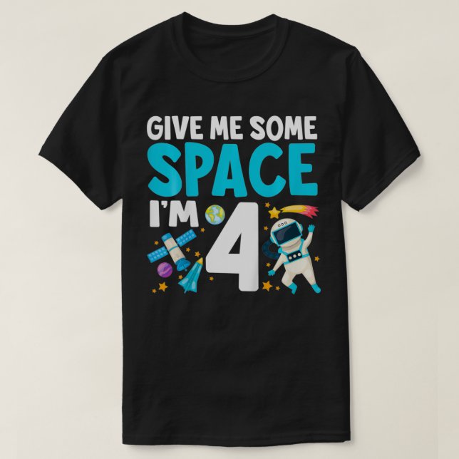 Camiseta Crianças me dão espaço Eu tenho 4 Festas de aniver (Frente do Design)