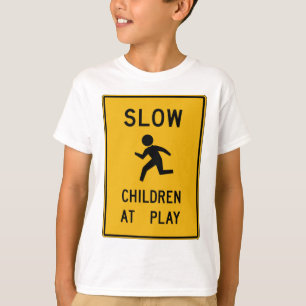 Camiseta Crianças no sinal de rua do jogo