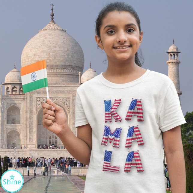 Camiseta Crianças para Kamala Harris EUA Bandeira Alphabets (Criador carregado)