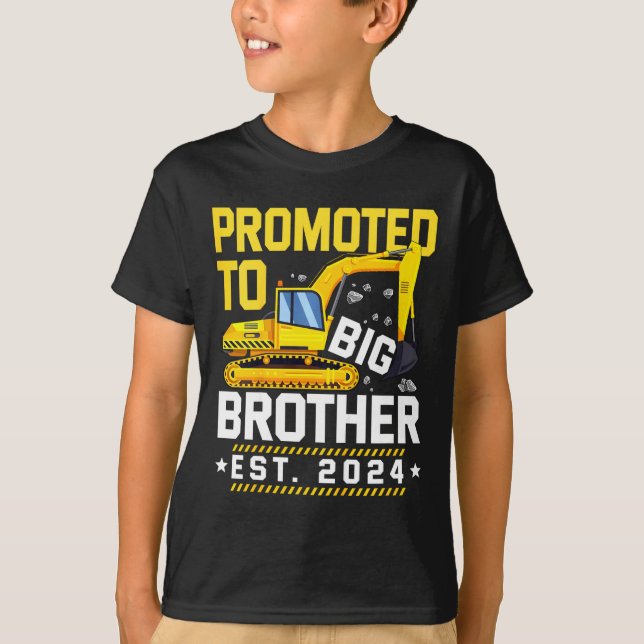 Camiseta Crianças Promovidas ao Big Bro 2024 Levadas até Bi (Frente)