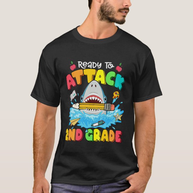 Camiseta Crianças Prontas A Atacar O Tubarão De Grau Segund (Frente)