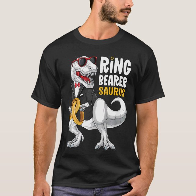 Camiseta Crianças Ring Bearer Saurus Tux T Rex Wedys Ri (Frente)