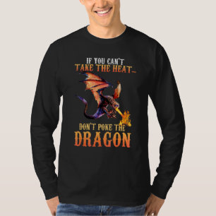 Camiseta Criatura Mitológica Voadora Cuspidora de Chamas de