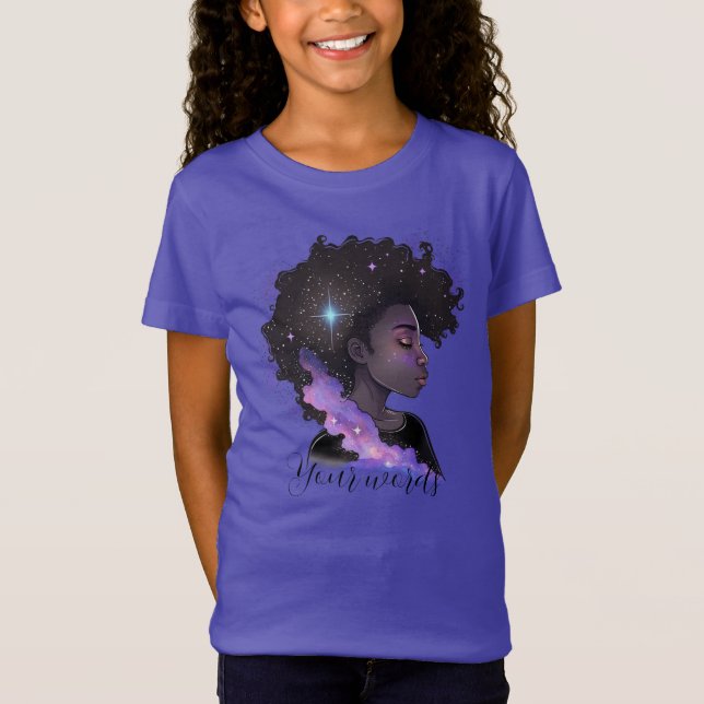 Camiseta Crie a sua garota negra roxa e celestial (Frente)