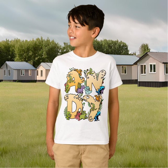 Camiseta Crie Seu Próprio Nome Do Alfabeto Dino Personaliza (ANDY and his Dino Alphabet T-Shirt)
