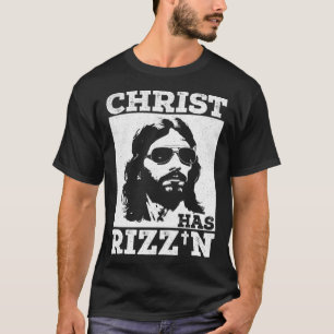 Camiseta Cristo tem Rizz em Risen Legal Jesus Carisma Jogo 