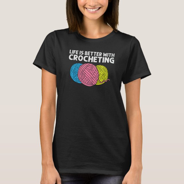 Camiseta Crocheting Knitting Quilting Sewing Women Girls (Frente)