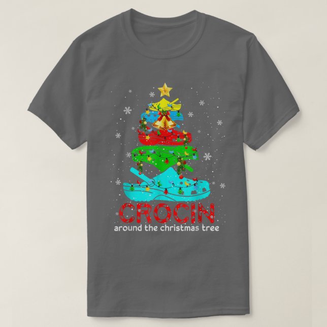 Camiseta Crocin ao redor da árvore de Natal Mostra Presente (Frente do Design)