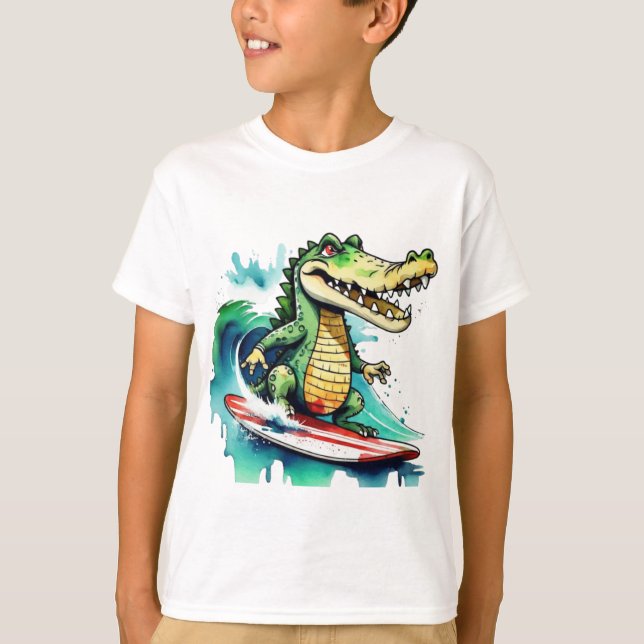 Camiseta Crocodilo engraçado surfando T-Shirt (Frente)