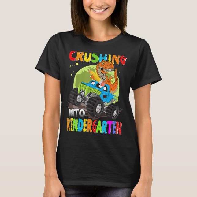 Camiseta Crushing Into Kindergarten Monster Truck Dinosaur  (Frente)