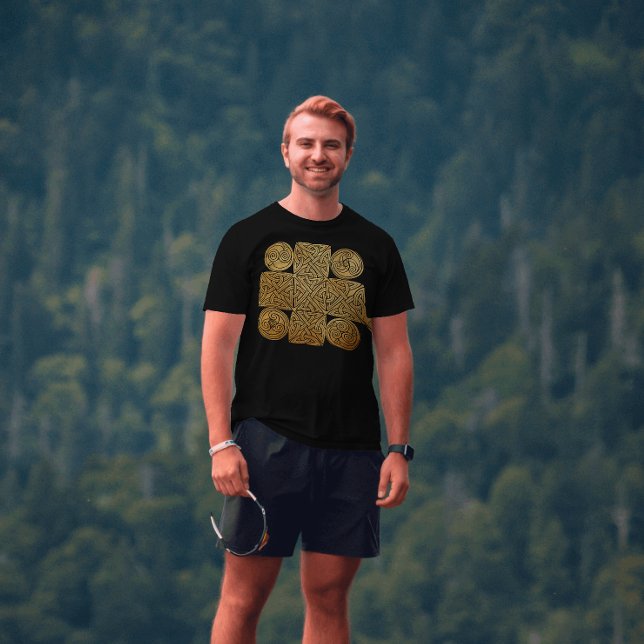 Camiseta Cruz Céltica de Knotwork (Criador carregado)