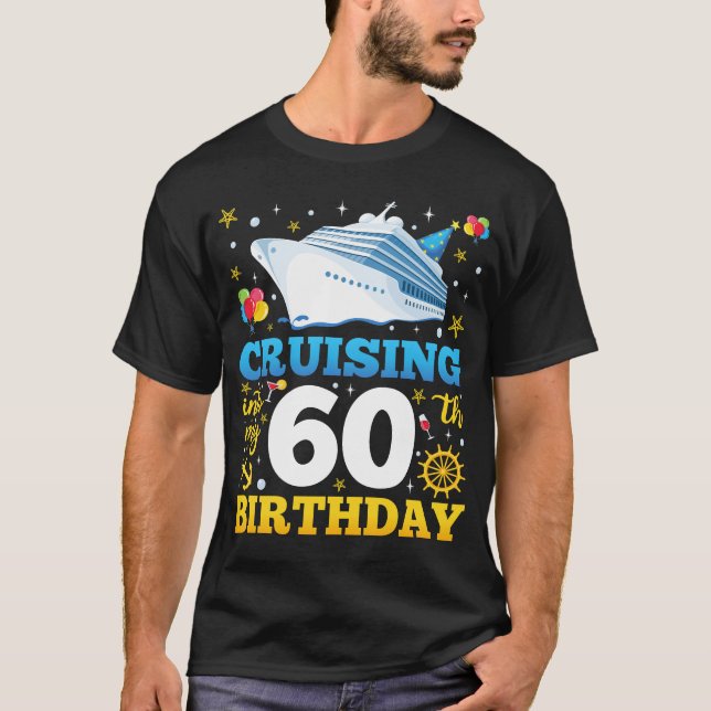 Camiseta Cruzando Em Meus 60 Homens Festas de aniversário (Frente)