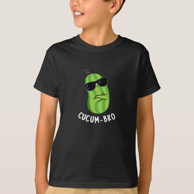Camiseta Cucum-bro Funny Veggie Cucumber Pun Dark BG (Frente)