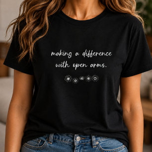 Camiseta Cuidado Abrigo de Braços Abertos Fazendo a Diferen
