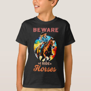 Camiseta Cuidado, Ando Cavalos, Eu Equestriio Ventilador de