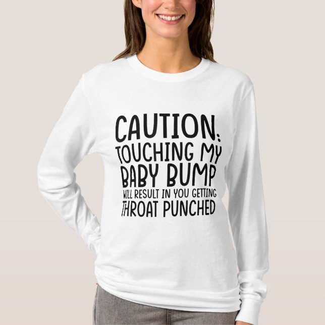 Camiseta Cuidado Ao Tocar Meu Bloco De Bebê Vai Resultar Mã (Frente)