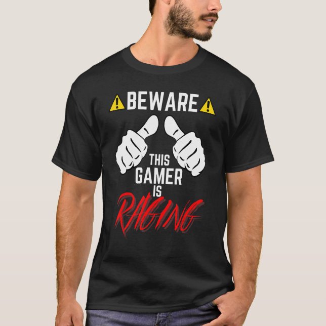 Camiseta Cuidado Com Este Jogador Está Fazendo O Pc Console (Frente)