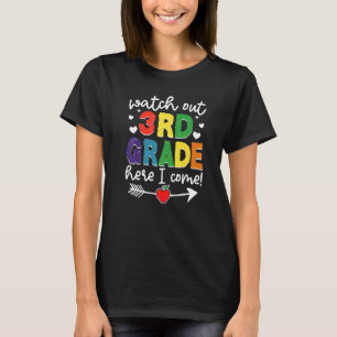 Camiseta Cuidado Com O 3º Ano Aqui Eu Venho Meninos Terceir