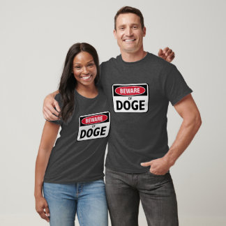Camiseta Cuidado com o cão