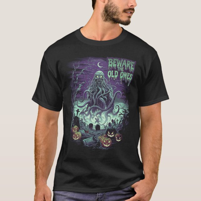Camiseta Cuidado com o Horror Antigo (Frente)