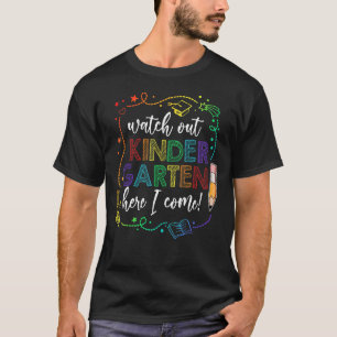 Camiseta Cuidado Com O Jardim De Infância Aqui Estou