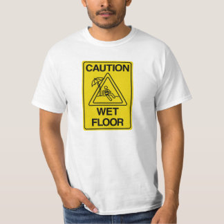 Camiseta CUIDADO PISO MOLHADO - Engraçado