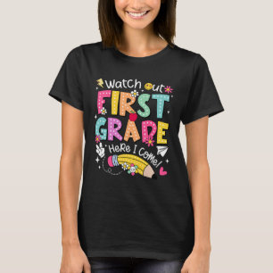 Camiseta Cuidado Primeiro Ano Aqui Vou Eu 1ª Série De Volta