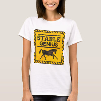 Camiseta Cuidado que adverte a política estável do trunfo