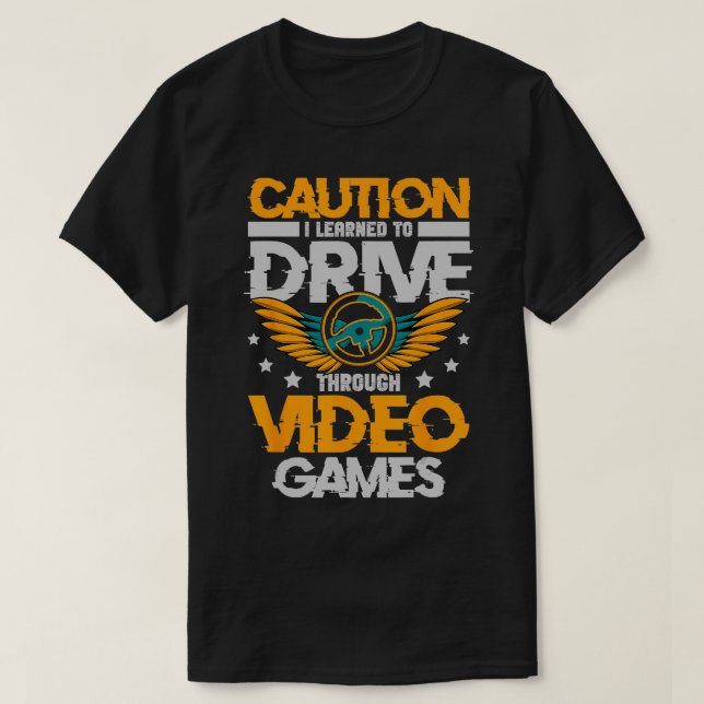 Camiseta Cuidado que aprendi a dirigir através de Videos ga (Frente do Design)