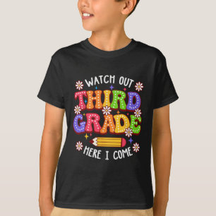 Camiseta Cuidado Terceira Série Aqui Vou Eu Primeiro Dia De