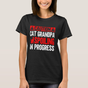 Camiseta Cuidado Vovô Gatinho, Derramando em Curso