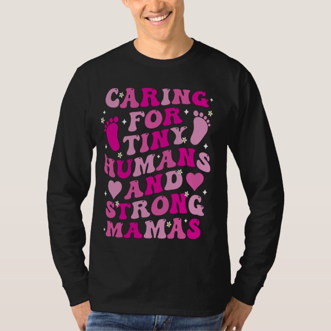 Camiseta Cuidando de Humanos Pequenos e Mães Fortes (Frente)