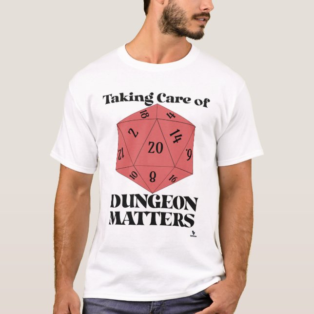 Camiseta Cuidando Do Slogan De Jogo Dungeon Importas (Frente)
