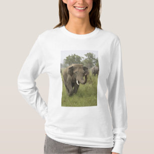 Camiseta Cumprimento de Elefante Asiático Indiano