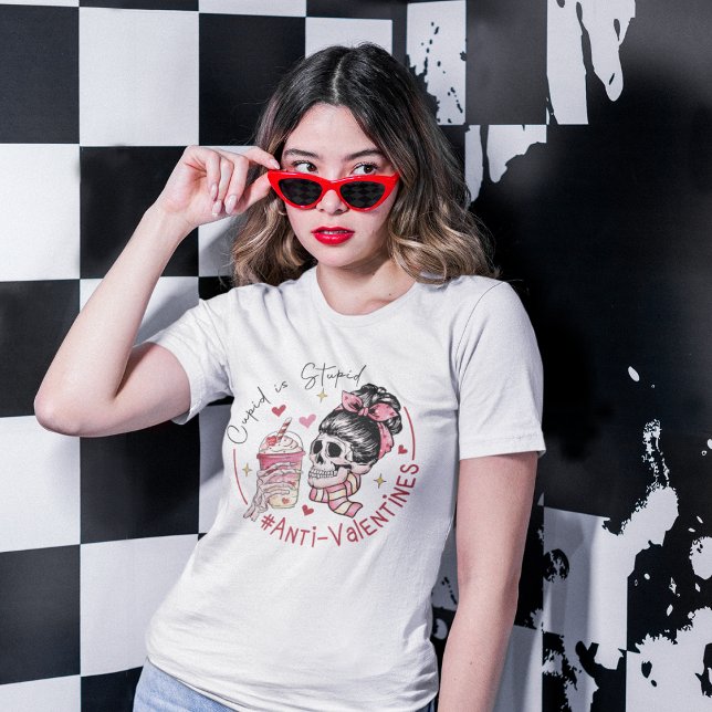 Camiseta Cupido Anti-Dia de os namorados é Estúpido (Criador carregado)