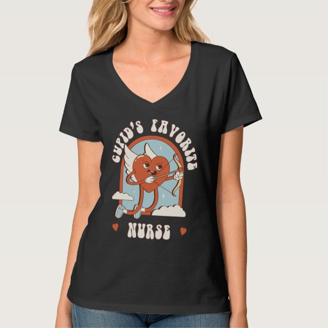 Camiseta Cupid's Favorite Nurse Teacher Cute Groovy (Frente)