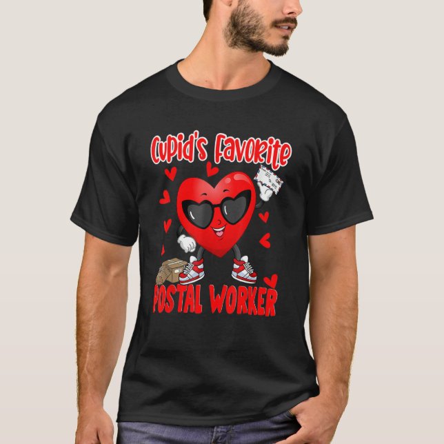 Camiseta Cupid's Favorite Postal Worker Dabbing Heart Posta (Frente)