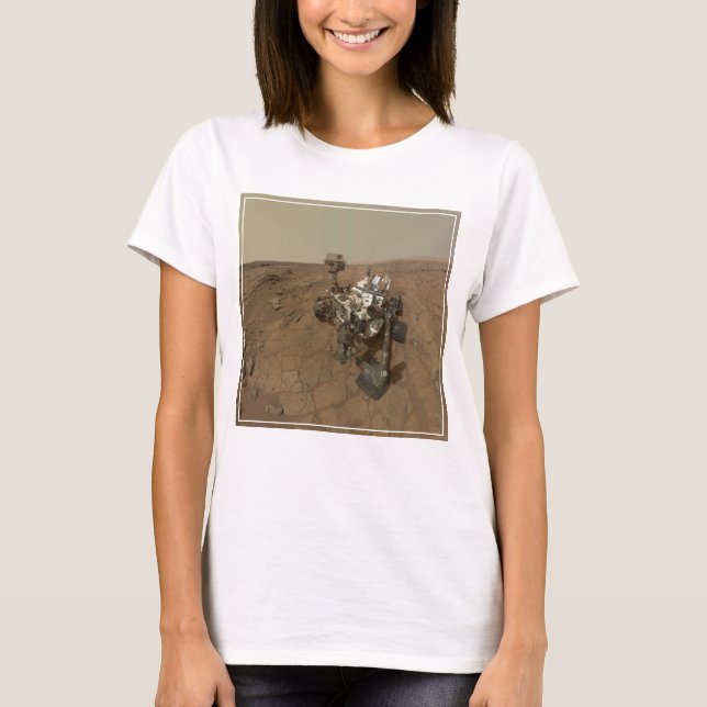Camiseta Curiosidade Rover Na Superfície De Marte. (Frente)