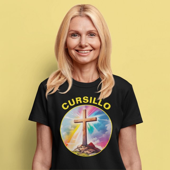 Camiseta Cursillo Wood Cross com arco-íris e nuvens (Criador carregado)
