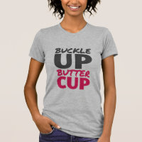 Curvatura acima do t-shirt inspirado do botão de