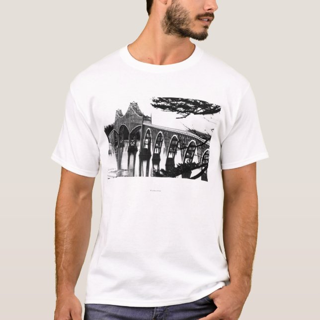 Camiseta Curvatura de PhotographNorth da ponte da baía dos (Frente)