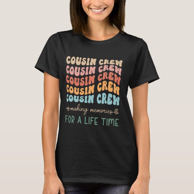 Camiseta Cusin Crew 2024 Memória do Fazer Groovy Retro (Frente)