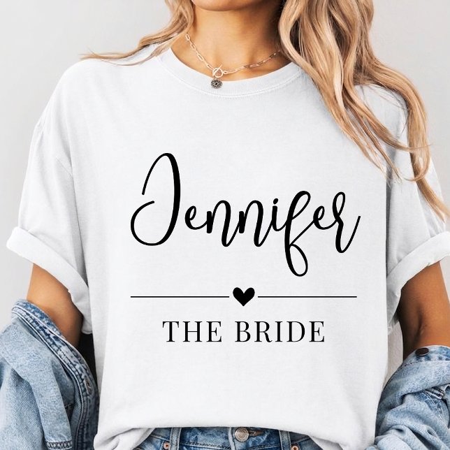Camiseta Custom bridesmaid name shirt, Bachelorette Party (custom script bridesmaid shirt, personalized bachelorette outfit shirt, bridal party outfit shirt)