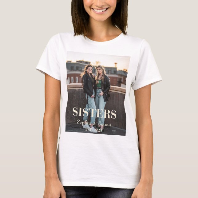 Camiseta Custom Sisters Photo – Personalized T-Shirt Gift (Frente)