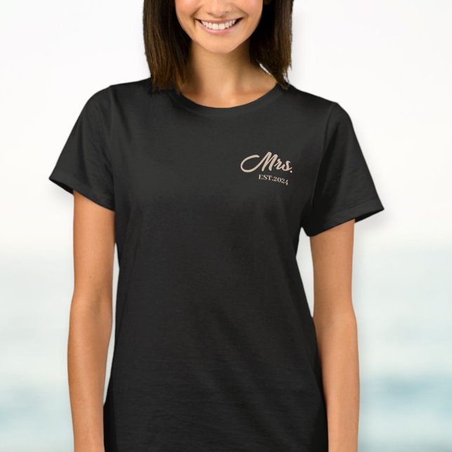 Camiseta Custom  t-shirt Mrs., Future Mrs. (Criador carregado)